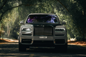 The Top Mistakes People Make With Luxury Car Rentals